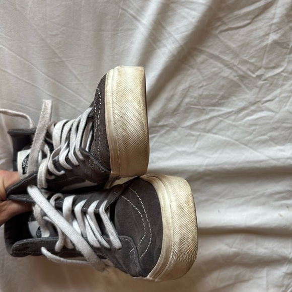 EUC Vans Pig Suede Sk8 High Top in Rabbit - Picture 7 of 10